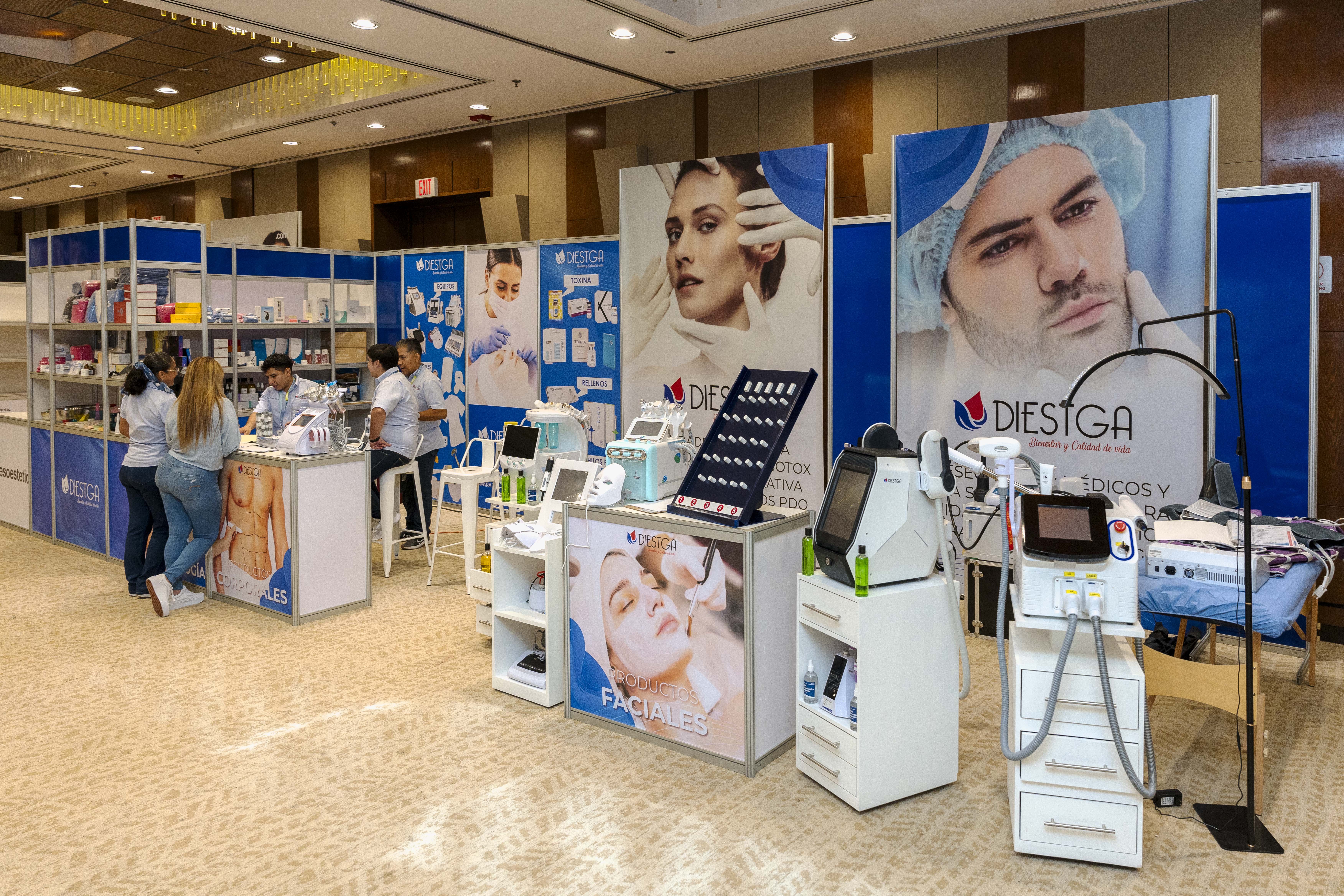 Stands modulares en CIMEC 2024