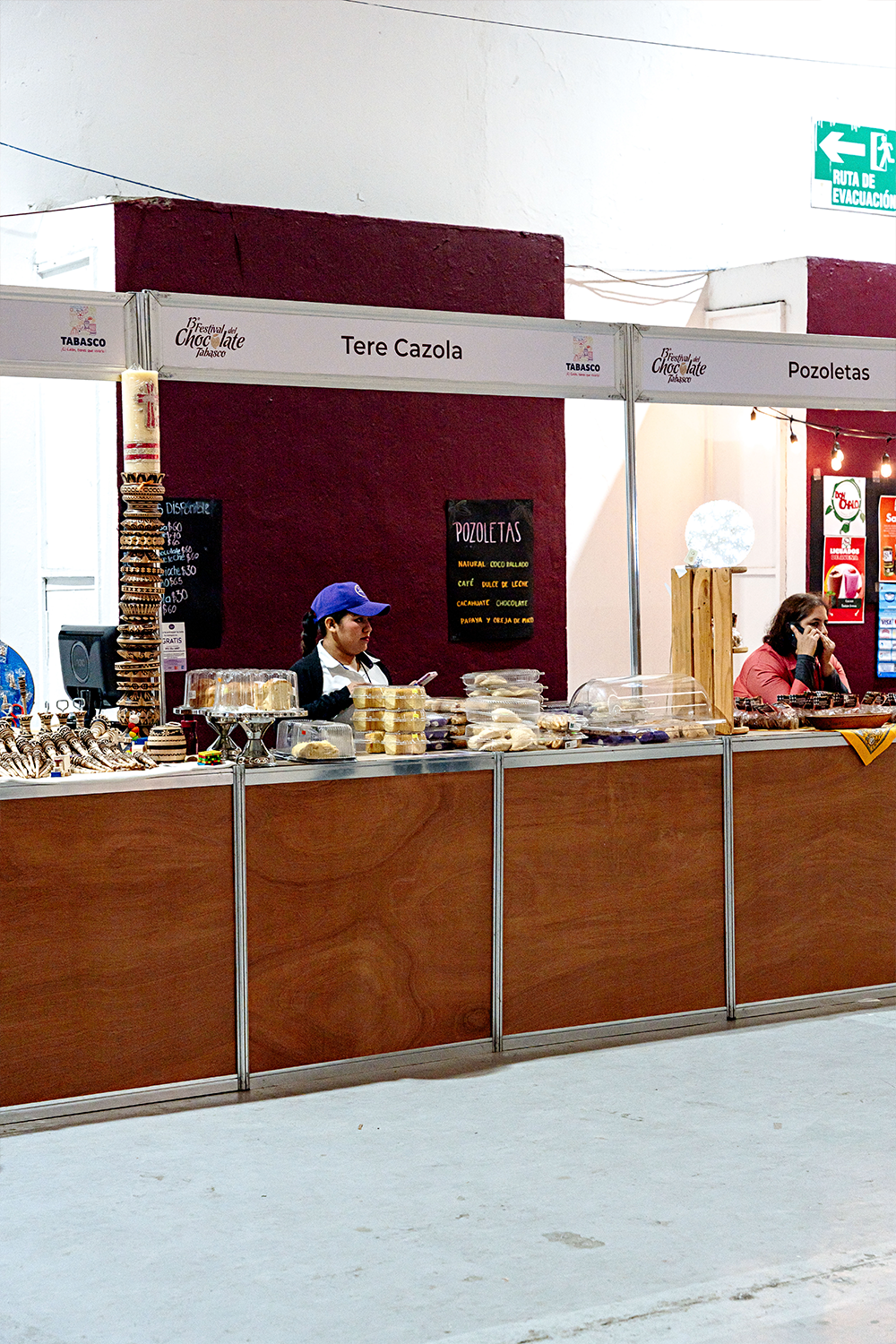 Stand de sistema modular para la marca Tere Cazola, montado por Expodiseño.