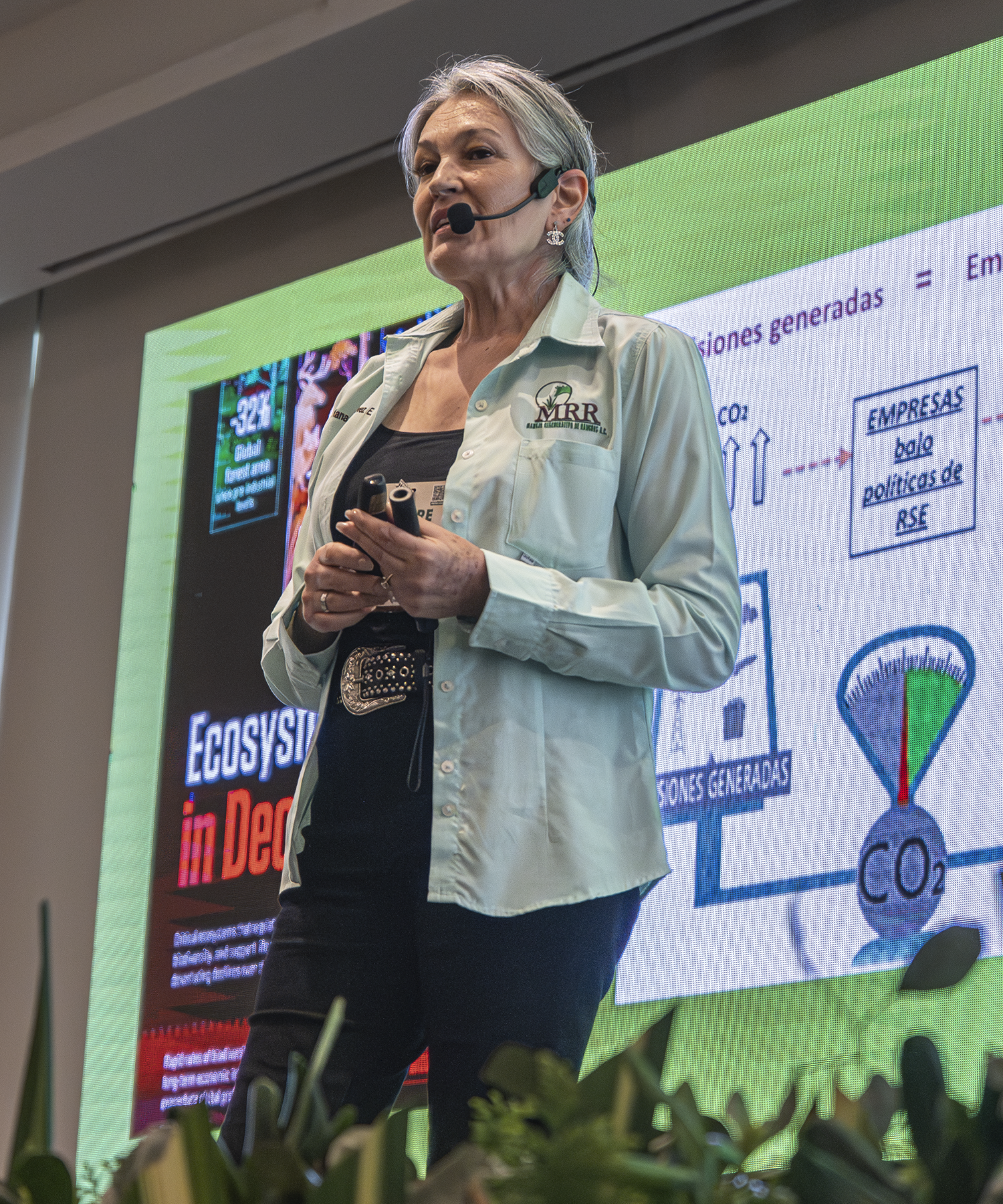 Conferencista durante GANARE 2025