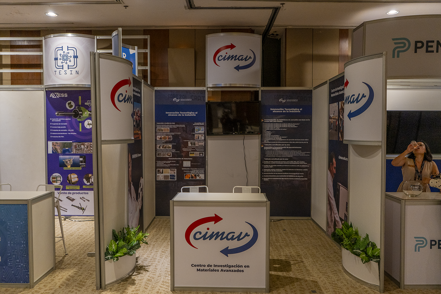 Asistentes en exposición IMCORRS 2023