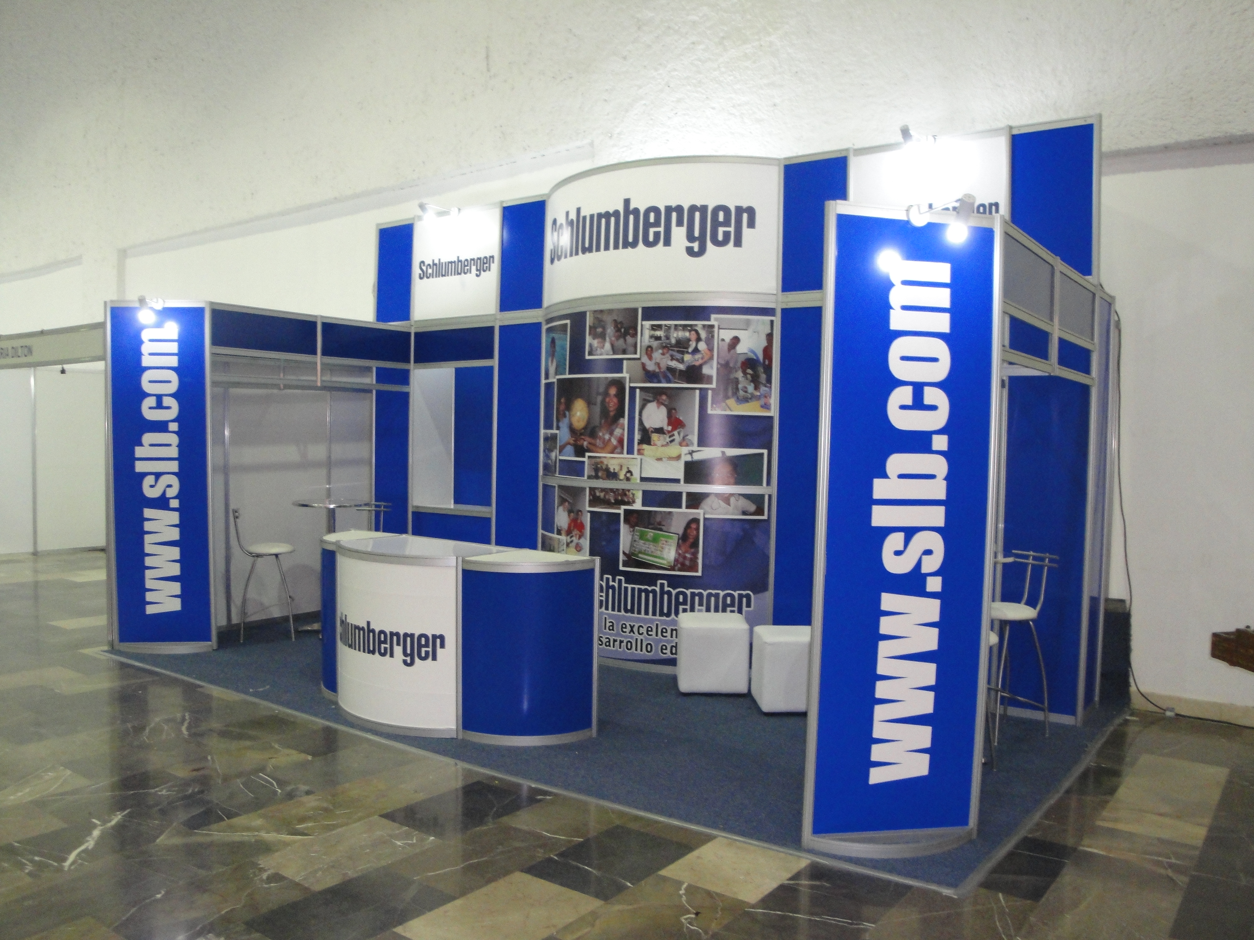 Stand 6x3 esquina – Schlumberger